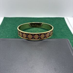 Vera Bradley bangle gold toned bracelet Paisley Pattern